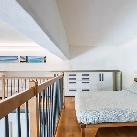 Loft P.ta Pispini: Near Piazza Del Campo W/parking Apartment *