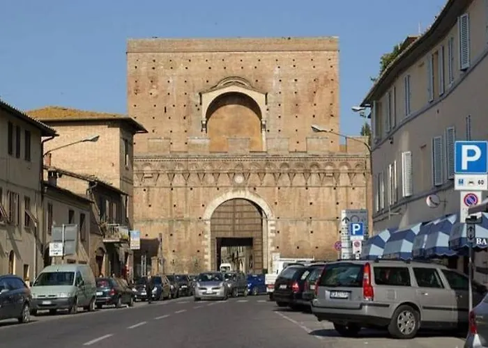 Loft P.ta Pispini: Near Piazza Del Campo W/parking * Siena